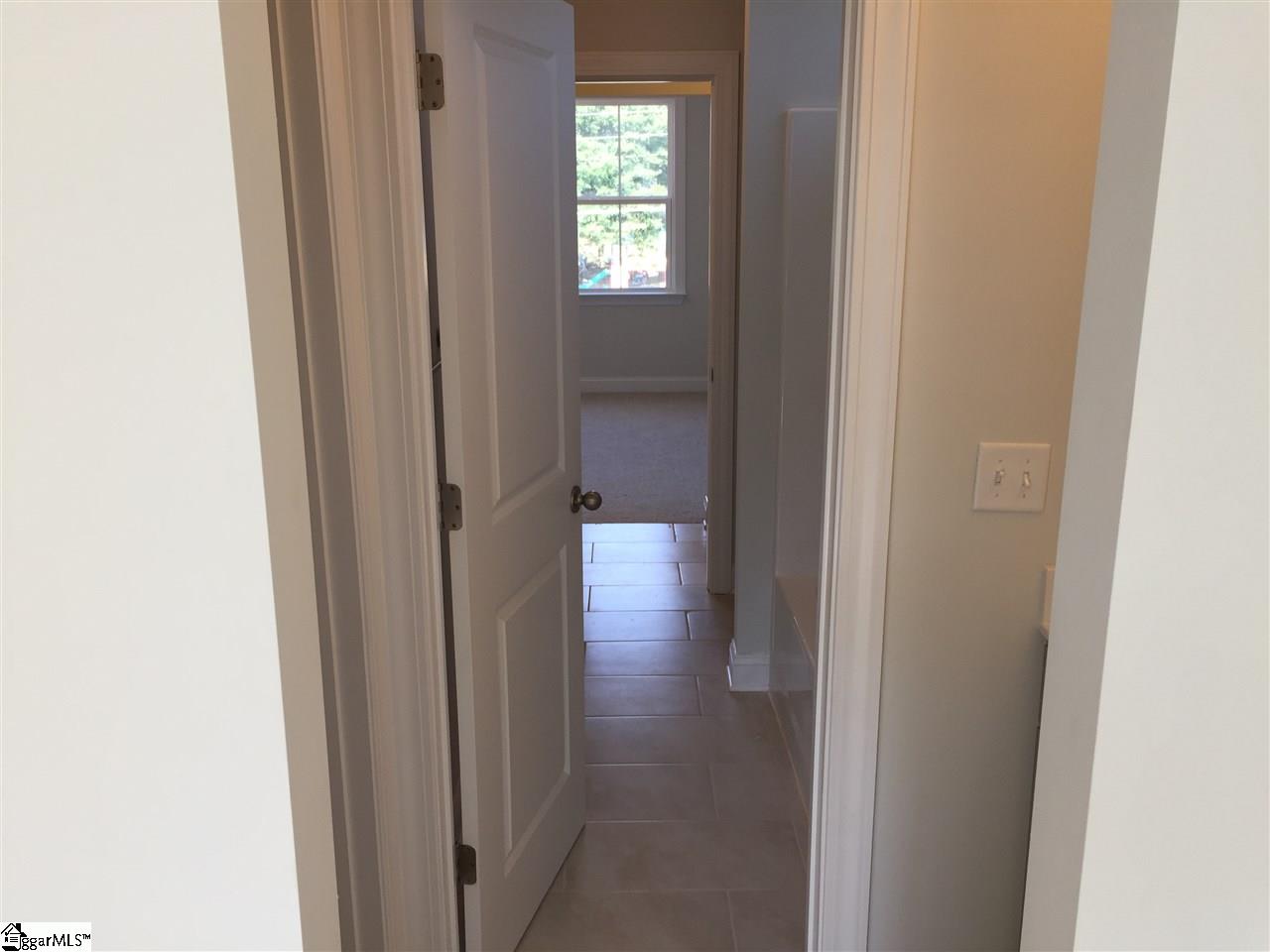23 Bell Road Greenville, SC 29607 - Photo 28 of 34 Gallery Image 28