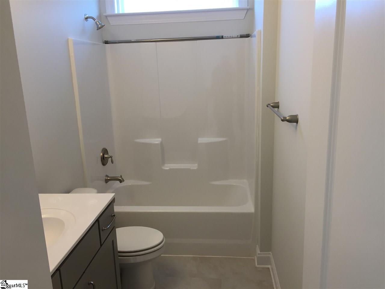 23 Bell Road Greenville, SC 29607 - Photo 32 of 34 Gallery Image 32