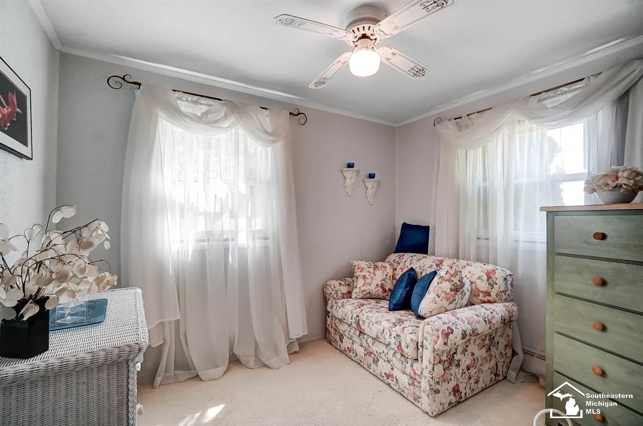 1781 Hubbard Road Monroe, MI 48161 - Photo 21 of 34 Gallery Image 21