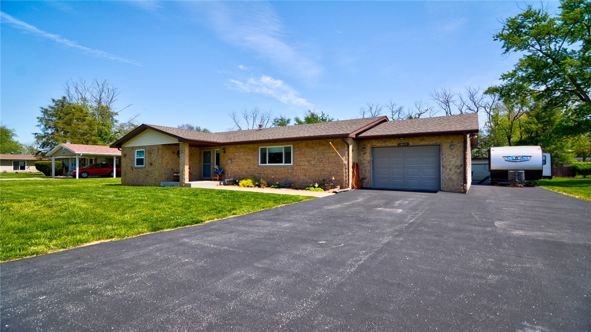 1840 South Albany Street Decatur, IL 62521 - Photo 1 of 27 Gallery Image 1