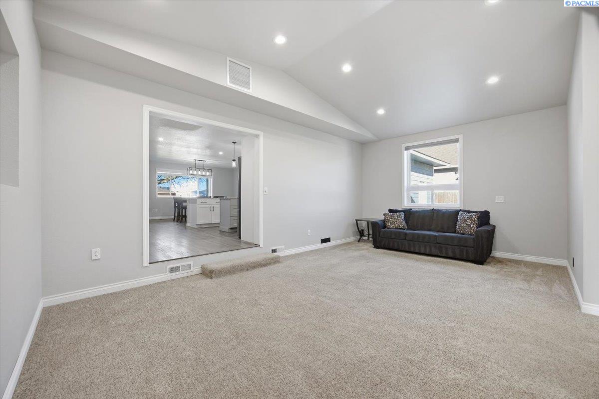 225 Mata Road Kennewick, WA 99338 - Photo 16 of 45 Gallery Image 16