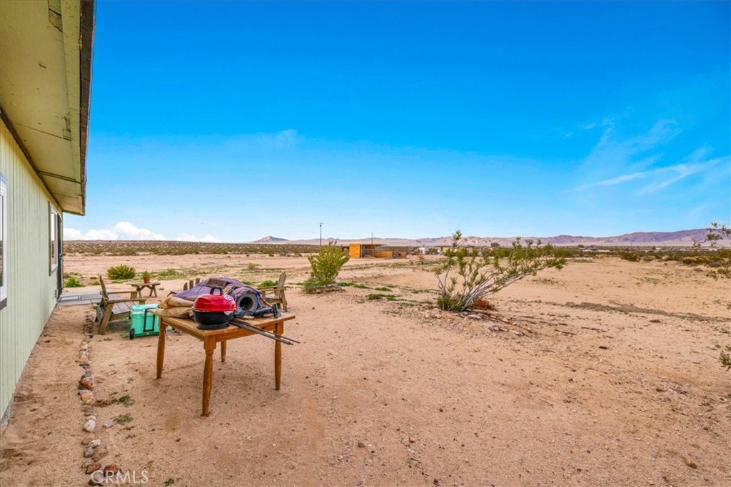 67550 Del Oro Road Twentynine Palms, CA 92277 - Photo 21 of 41 a view of a ocean with beach