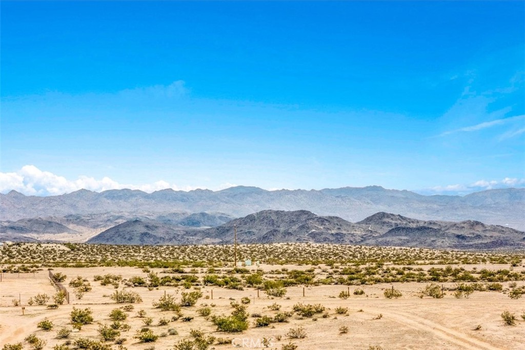 67550 Del Oro Road Twentynine Palms, CA 92277 - Photo 40 of 41 a view of mountain and a mountain view
