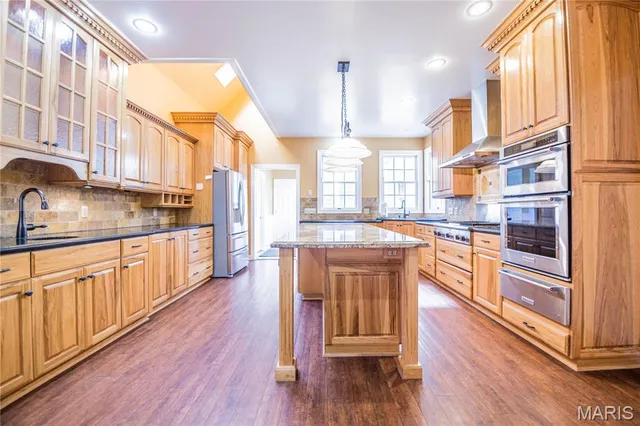 $649,900 | 3401 Normandy Road, Poplar Bluff, MO 63901