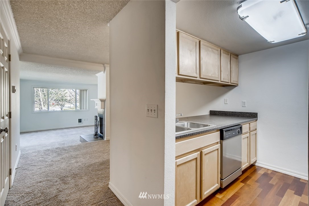 13009 East Gibson Road, Unit R231 Everett, WA 98204 - Photo 3 of 26 Gallery Image 3