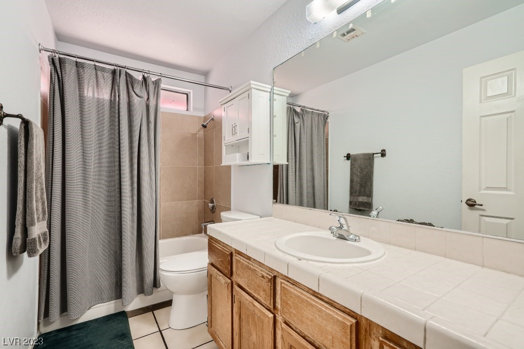 6545 Hartwood Road Las Vegas, NV 89108 - Photo 16 of 24