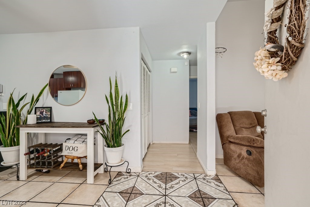 6545 Hartwood Road Las Vegas, NV 89108 - Photo 4 of 24