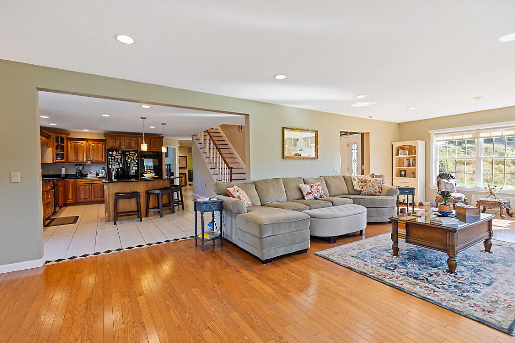 2 Stream View Drive Waterville, ME 04901 - Photo 13 of 39 this home has an easy flow when ente