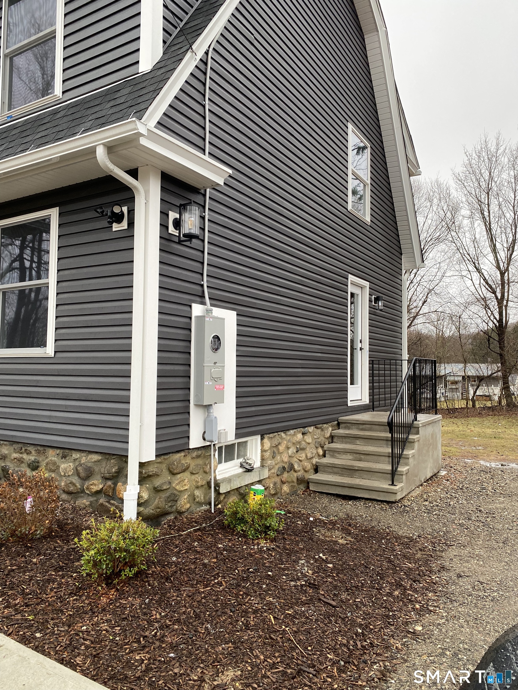 91 Prospect Street Watertown, CT 06795 - Photo 4 of 40