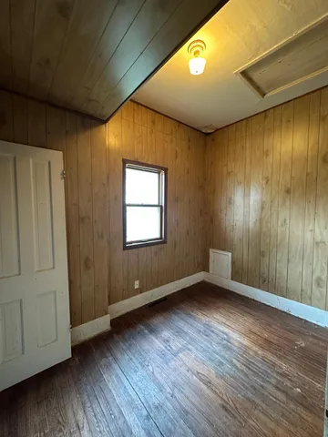 $89,900 | 613 North Cedar Street, Luverne, MN 56156