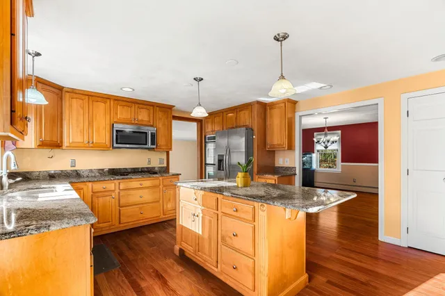 $849,900 | 50 Bartley Hill Road, Londonderry, NH 03053