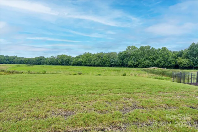 $595,000 | 471 Lucky Drive Northwest, Concord, NC 28027