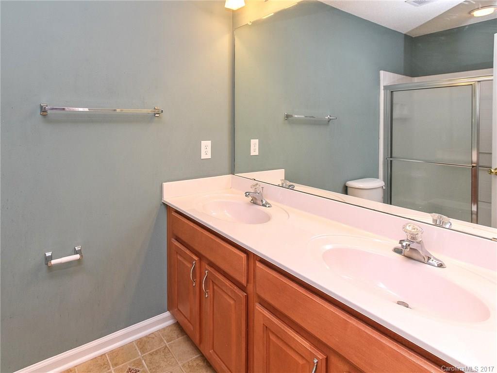 16823 Timber Crossing Road, Unit 16823 Charlotte, NC 28213 - Photo 18 of 24