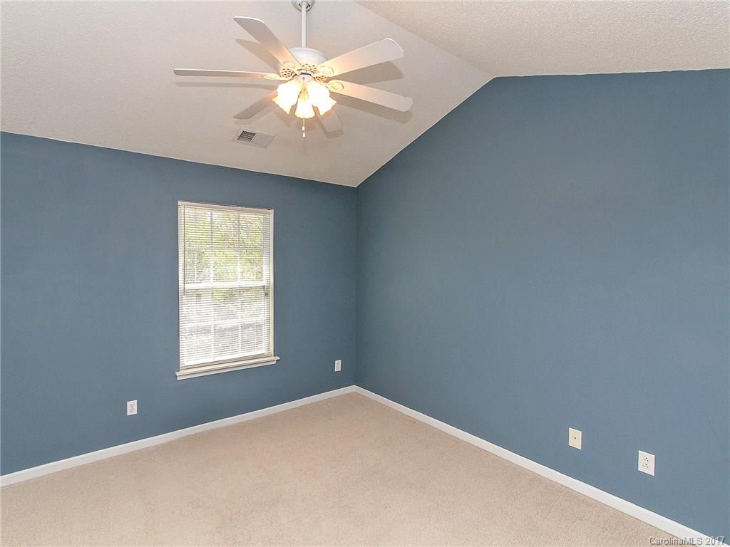 16823 Timber Crossing Road, Unit 16823 Charlotte, NC 28213 - Photo 20 of 24