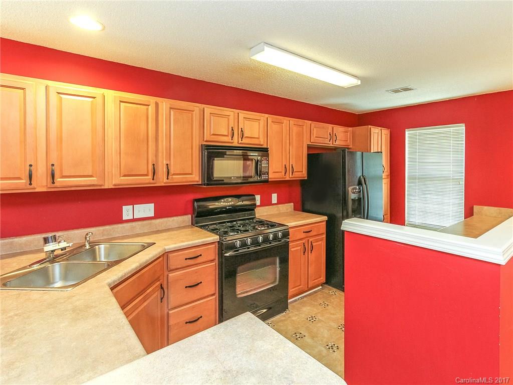 16823 Timber Crossing Road, Unit 16823 Charlotte, NC 28213 - Photo 5 of 24