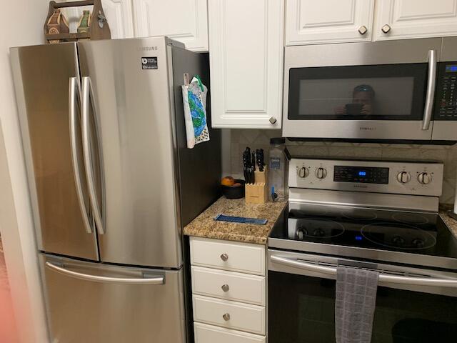 336 Golfview Road, Unit 910 North Palm Beach, FL 33408 - Photo 19 of 27 IMG_9557