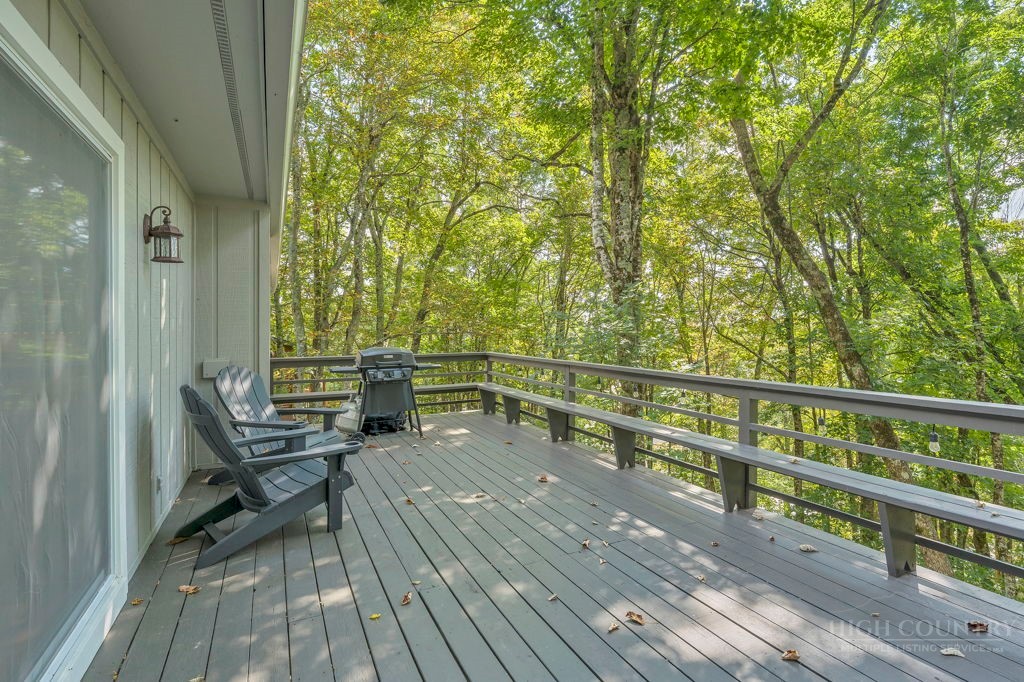 202 Cliffside Lane Seven Devils, NC 28604 - Photo 42 of 48 Gallery Image 42