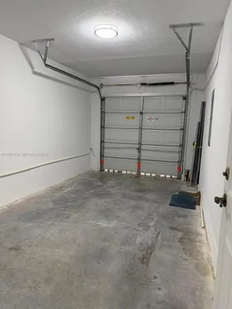 $3,300 | 14934 Southwest 41st Lane, Unit 14934, Miami, FL 33185