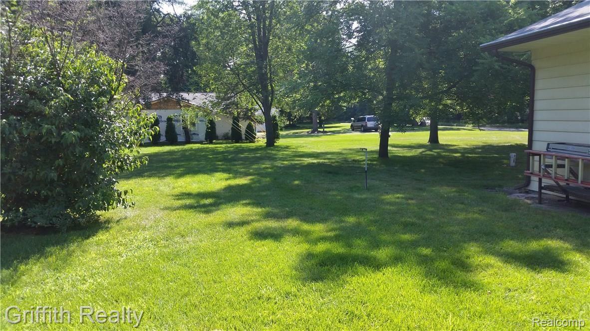 9025 Maltby Road Brighton, MI 48116 - Photo 20 of 22 2016-07-25 11.00