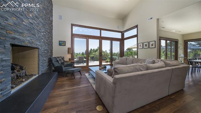7 Midland Road Colorado Springs, CO 80906 - Photo 2 of 47
