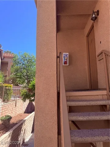$1,150 | 2110 Los Feliz Street, Unit 2055, Las Vegas, NV 89156