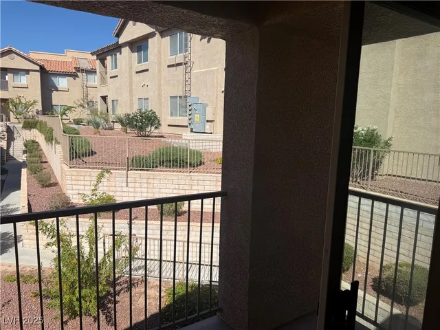 $1,150 | 2110 Los Feliz Street, Unit 2055, Las Vegas, NV 89156