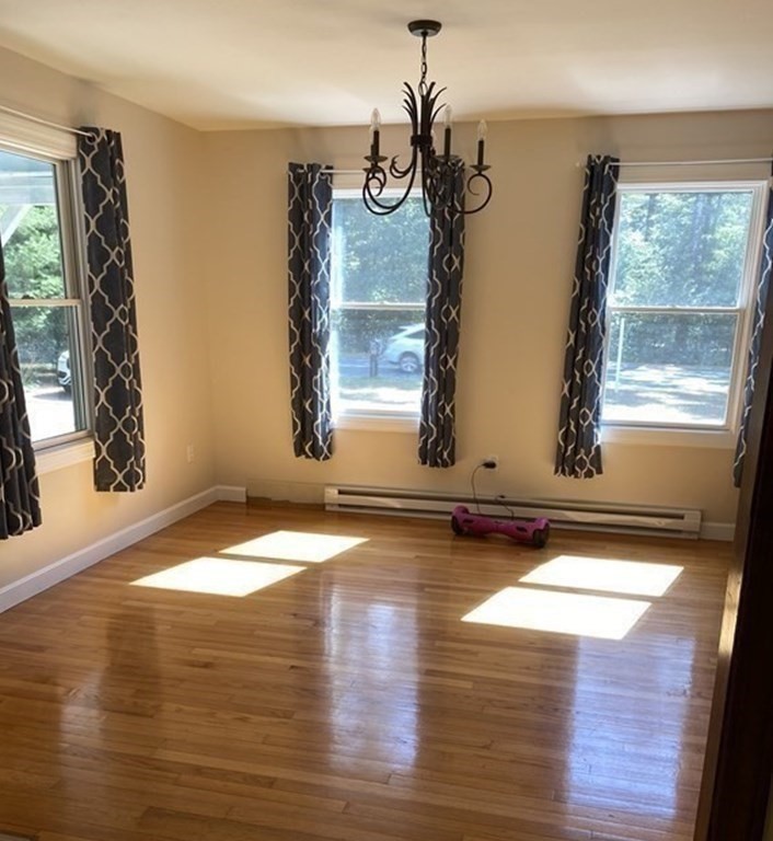 127 Bullock Road Freetown, MA 02717 - Photo 4 of 28 Gallery Image 4