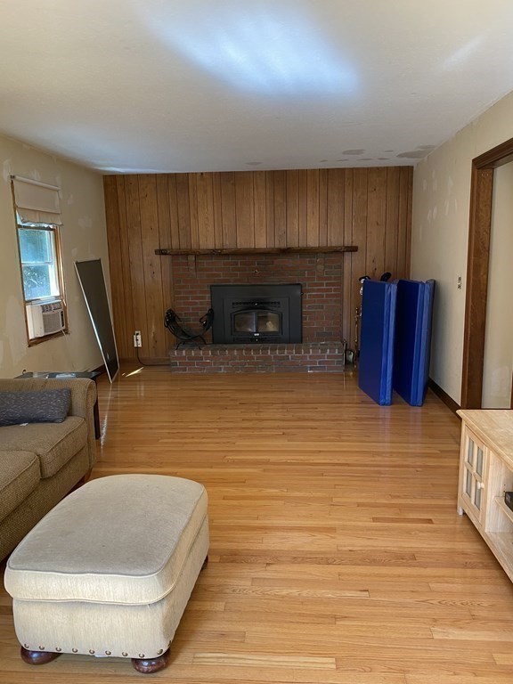 127 Bullock Road Freetown, MA 02717 - Photo 7 of 28 Gallery Image 7