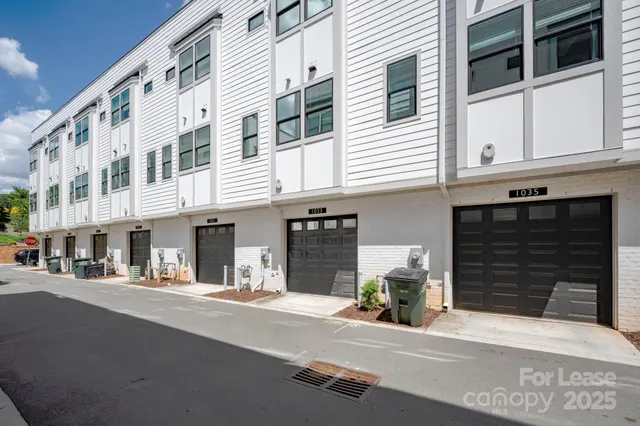 $2,899 | 1033 Wesley Terrace Avenue, Charlotte, NC 28208