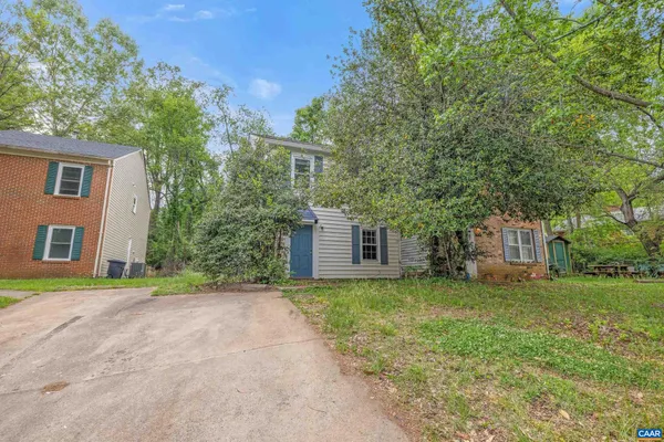 $289,000 | 501 Moseley Drive, Unit B, Charlottesville, VA 22903