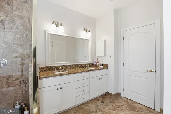 $775,000 | 20378 Cottswold Terrace, Unit 67, Sterling, VA 20165