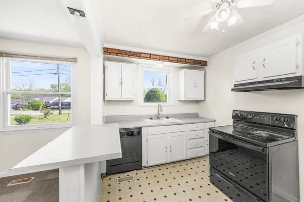 $399,900 | 2912 Leatherwood Drive, Nashville, TN 37214