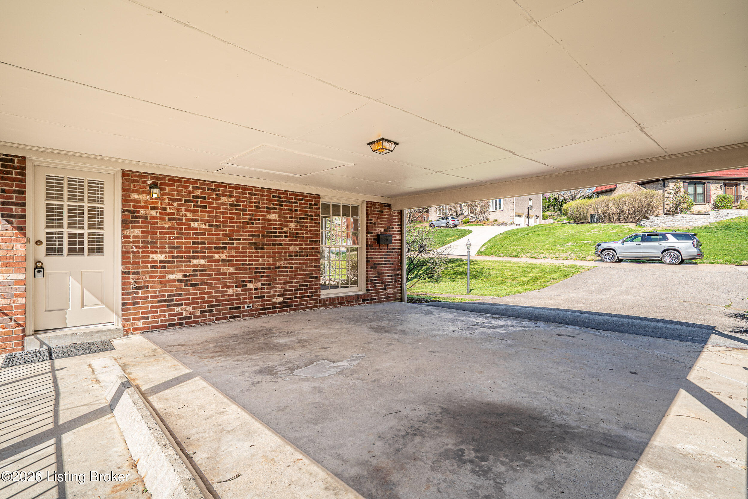 1116 Rostrevor Circle Louisville, KY 40205 - Photo 5 of 45 1116 Rostrevor Cir-6