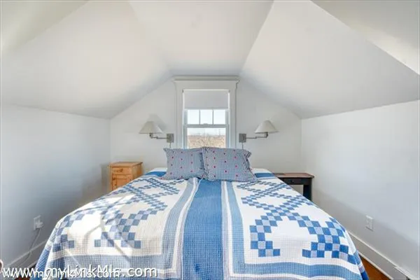 $1,795,000 | 100 Baxter Road, Nantucket, MA 02554