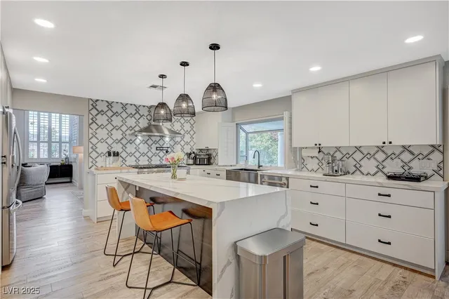 $950,000 | 246 Windsong Drive, Henderson, NV 89074