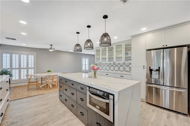 $950,000 | 246 Windsong Drive, Henderson, NV 89074