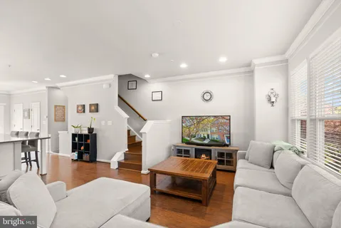$465,000 | 13230 Shawnee Lane, Unit 102, Clarksburg, MD 20871