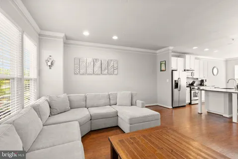 $465,000 | 13230 Shawnee Lane, Unit 102, Clarksburg, MD 20871