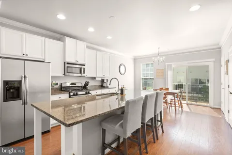 $465,000 | 13230 Shawnee Lane, Unit 102, Clarksburg, MD 20871