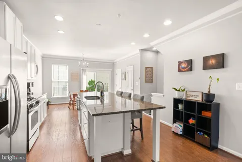 $465,000 | 13230 Shawnee Lane, Unit 102, Clarksburg, MD 20871