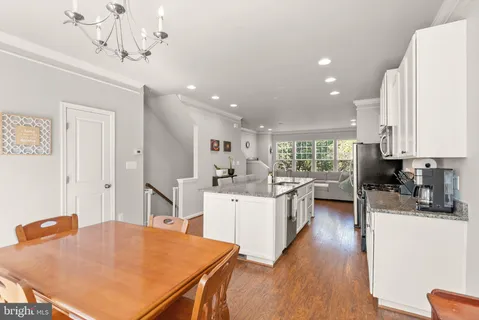 $465,000 | 13230 Shawnee Lane, Unit 102, Clarksburg, MD 20871