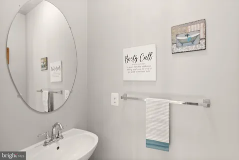 $465,000 | 13230 Shawnee Lane, Unit 102, Clarksburg, MD 20871