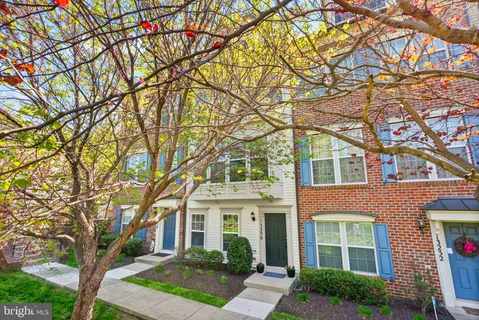 $465,000 | 13230 Shawnee Lane, Unit 102, Clarksburg, MD 20871