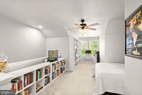 $465,000 | 13230 Shawnee Lane, Unit 102, Clarksburg, MD 20871