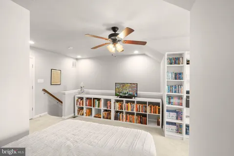 $465,000 | 13230 Shawnee Lane, Unit 102, Clarksburg, MD 20871