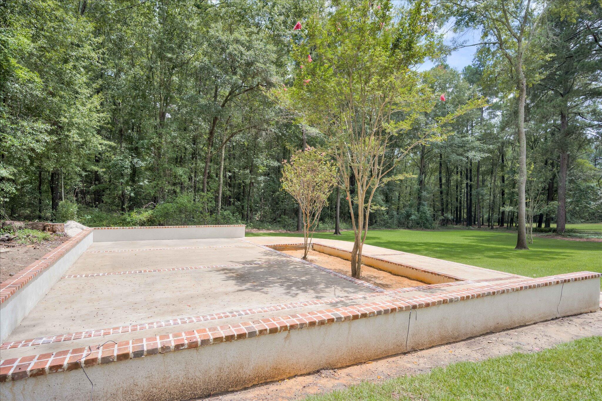 110 New Bridge Road Aiken, SC 29801 - Photo 28 of 62 1600 square foot main residence built in 1995 and fully updated in 2023.