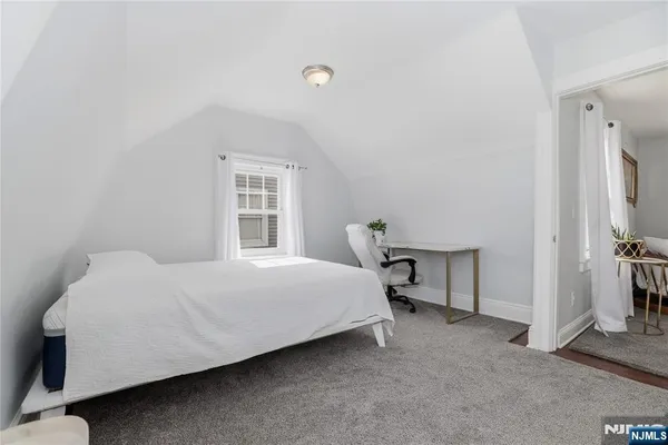 $2,700 | 91 Brookside Avenue, Hawthorne, NJ 07506