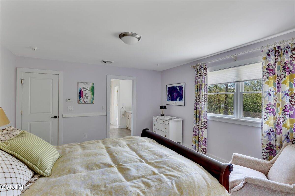 248 Van Wies Point Road Bethlehem, NY 12077 - Photo 20 of 34 047-P1914746