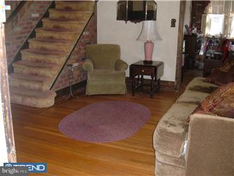 101 Ardsley Road Upper Darby, PA 19082 - Photo 4 of 12
