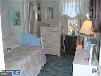101 Ardsley Road Upper Darby, PA 19082 - Photo 9 of 12